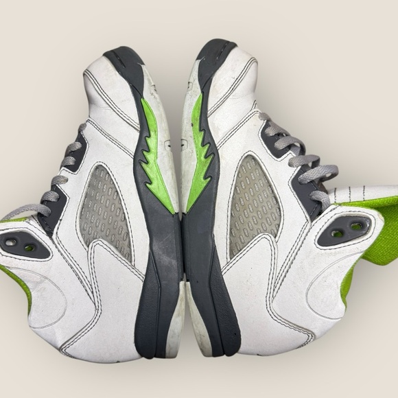 Kids Jordan 5 Retro “Green Bean” Sneakers – Size 1Y - Picture 5 of 8